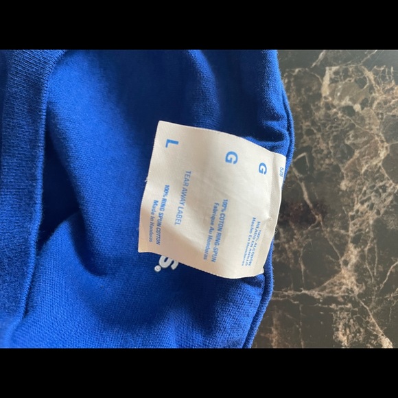 Blue Maple Leafs Logo T-Shirt - Picture 3 of 3